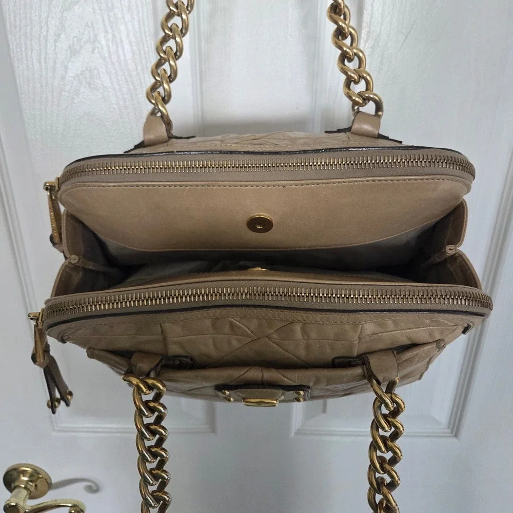 Marc Jacobs Quilted Leather Satchel Bag Tan Beige Gold Chain Italian Designer